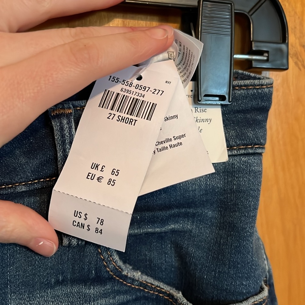 High Rise Jeans - Picture 6 of 7